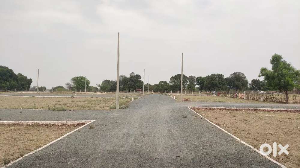 Plot selling at best in best location