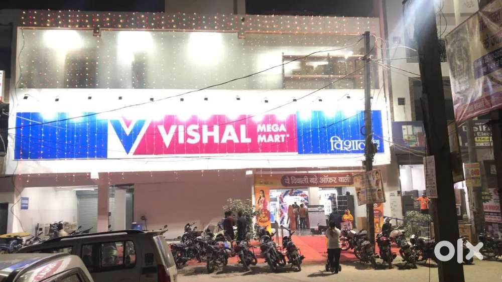 Only girls apply experience 3 years vishal mega mart shopping mall