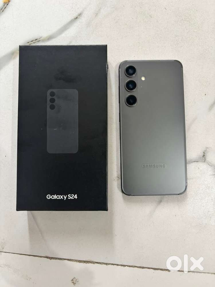 Samsung S 24 256GB ( one month warrenty left