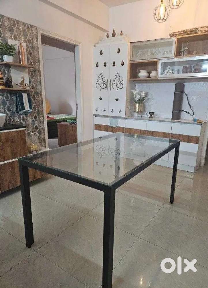 dining table/study table/work table/work desk