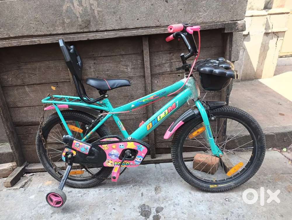 Girls' cycle