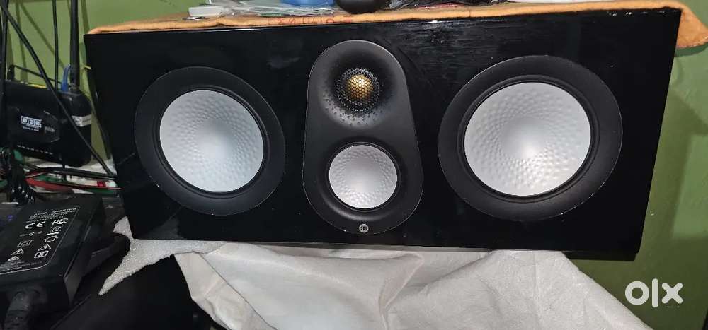 Monitor audio bronze towers 500, 50, silver 250 center