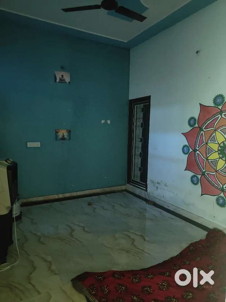 Need girl room mate for separate room