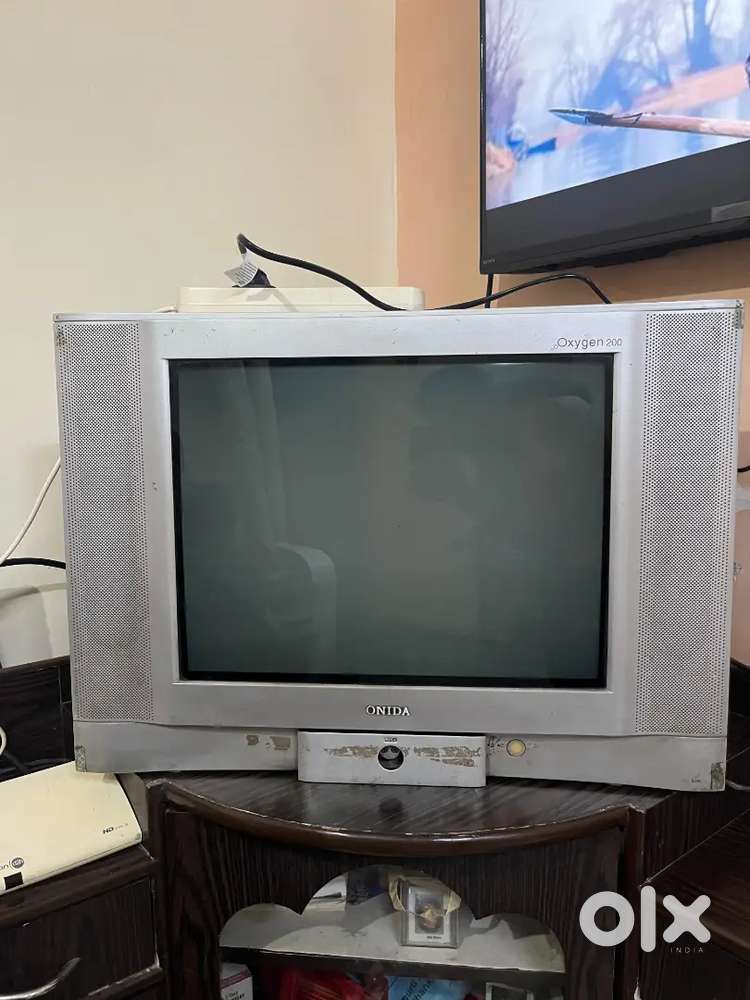 Tv for sale 2500