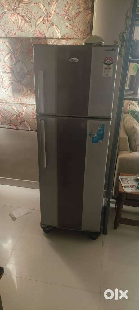 Whirlpool Refrigerator in very good condition