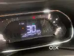 Single hand showroom condition car