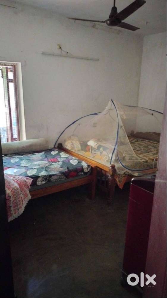 KARAMANA 2 BHK INDEPENDENT HOUSE FOR LEASE