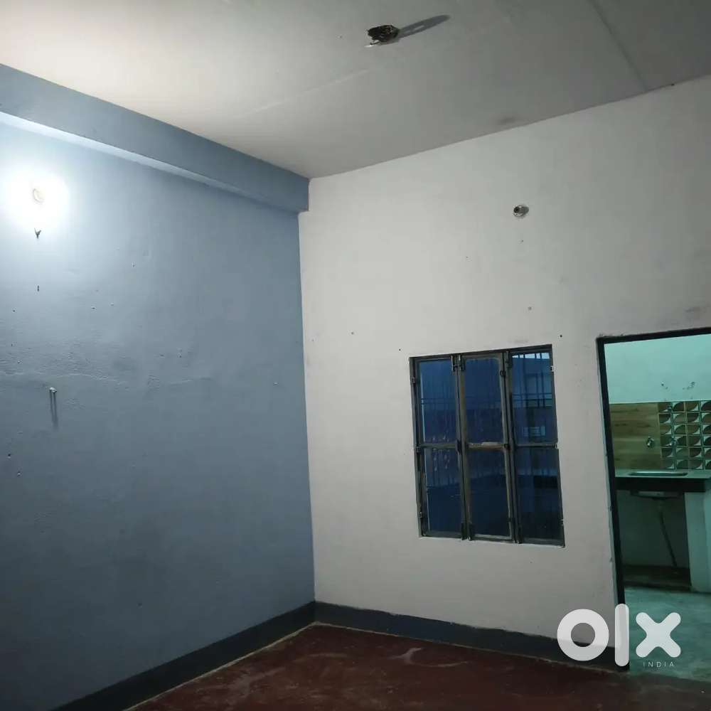 To let for service holders