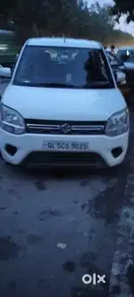 Good condition car   music system