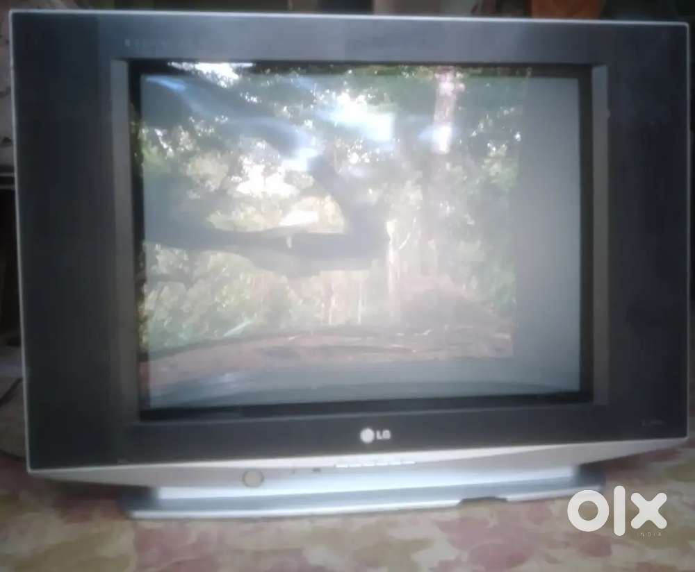 LG 21 inch crt tv