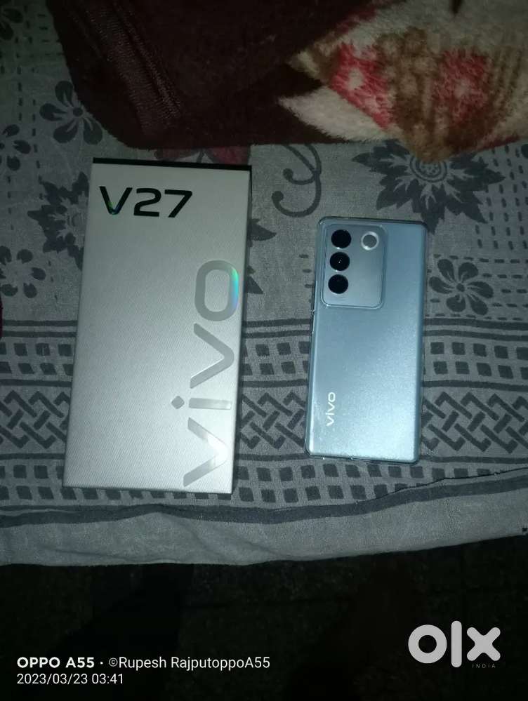 Vivo v 27 blue colour
