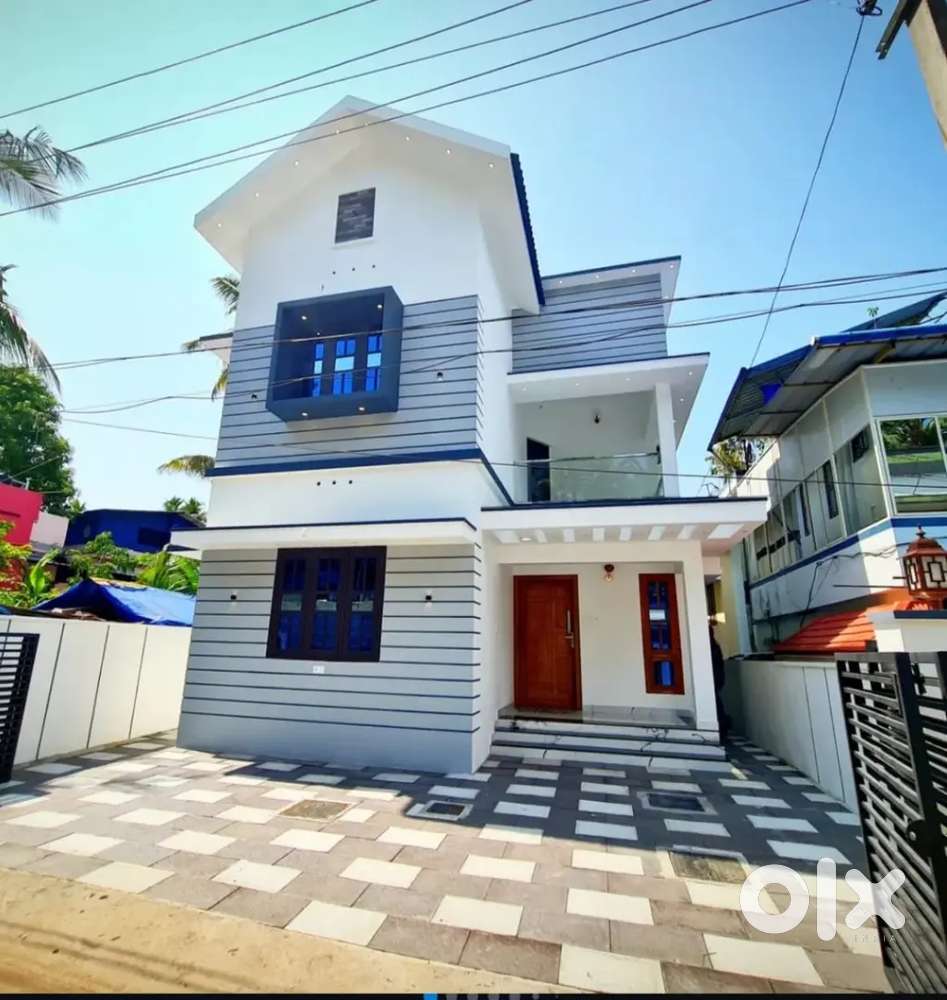 2BHK വില്ലകൾ കണ്ണാടി സ്കൂളിന് സമീപം
