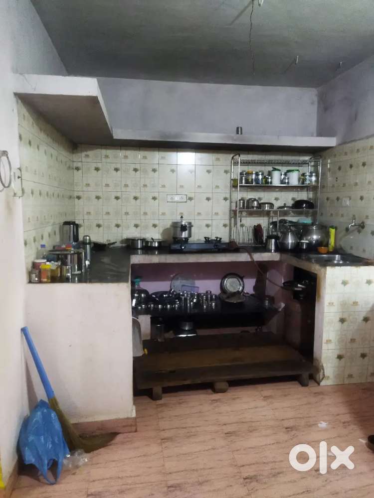 A big house for sale adnem balli..