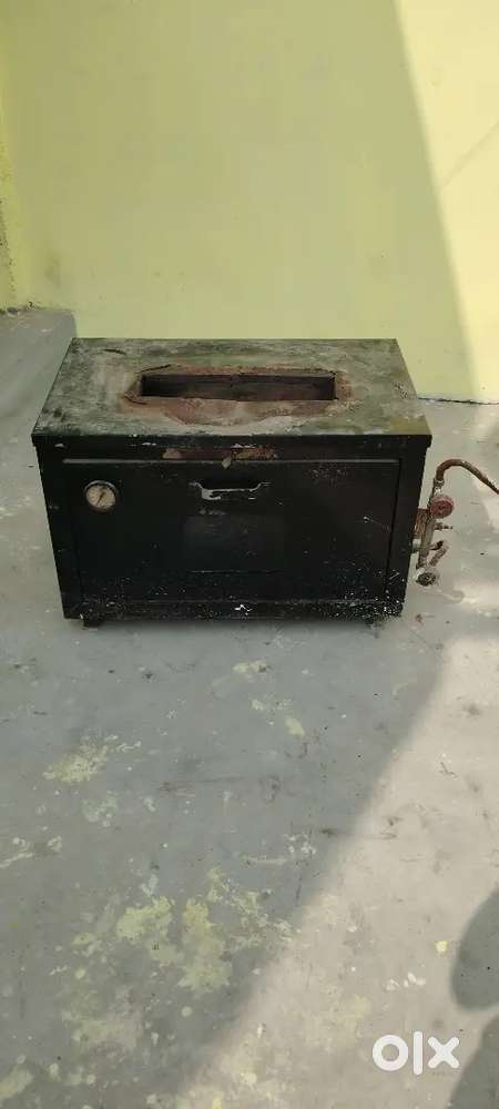 Commercial pizza oven