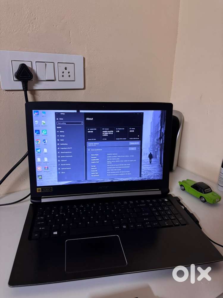 Acer Aspire 5 i5 8GB Ram 256GB ssd 2GB Graphics
