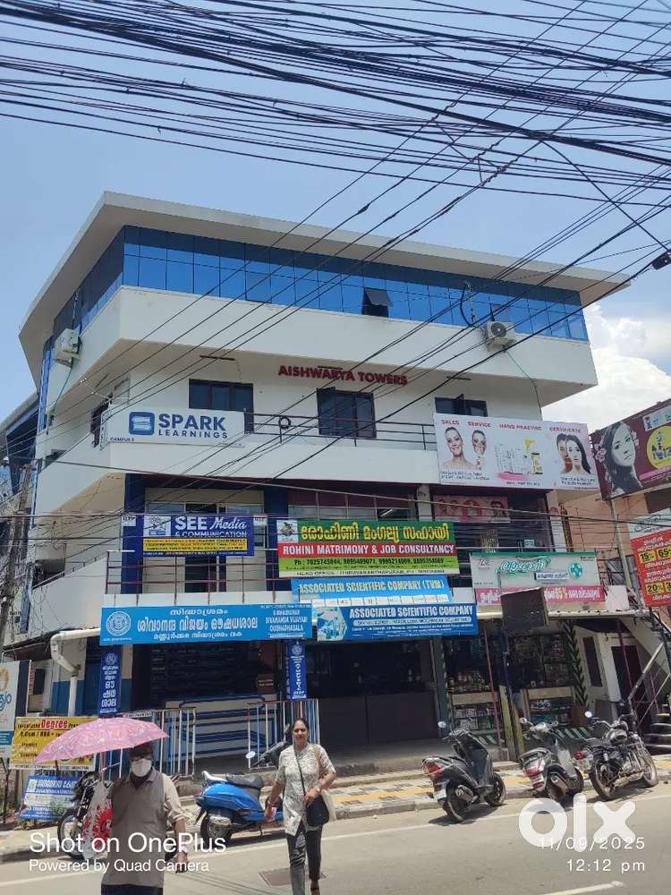 1350 Sqft Commercial Space for rent in second floor, Aishwarya Towers