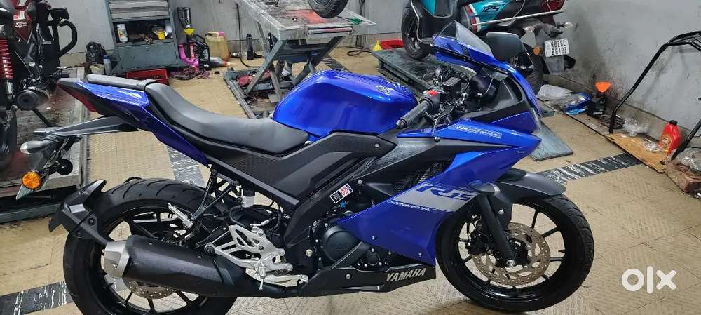 R15 v3s 2024 model 11 month age bike