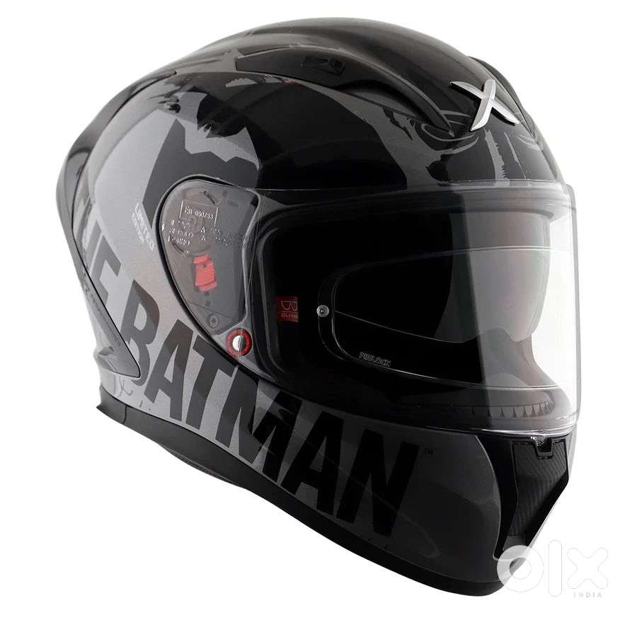 Axor batman helment