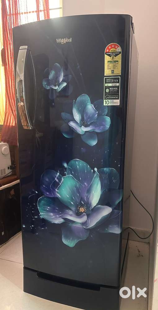 Refrigirator whirlpool 182 litre available for sale