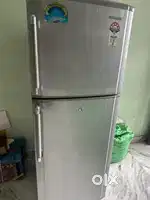 Samsung refrigerator 250 ltr in very very good condition