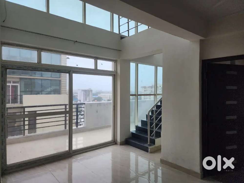 3bhk pentahouse semi furnished Omega orchid height faizabad road Lko.