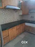2BHK independent floor for vegitarian family sector 70