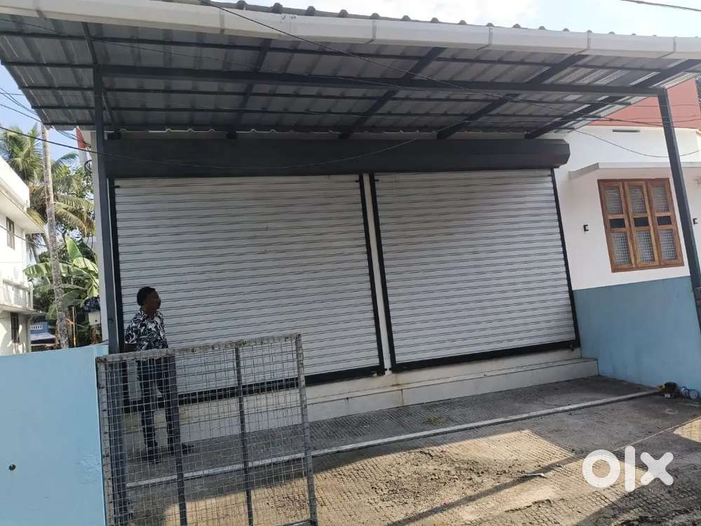 Shop for Rent Suitable for the Warehouse