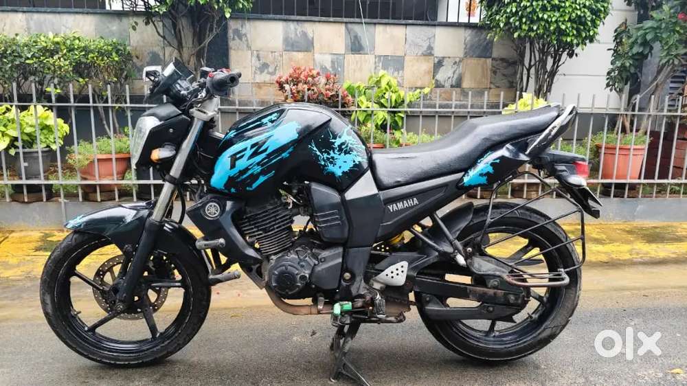 YAMAHA FZ 2016