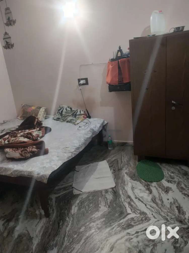 Looking a room partner only for working person not for student