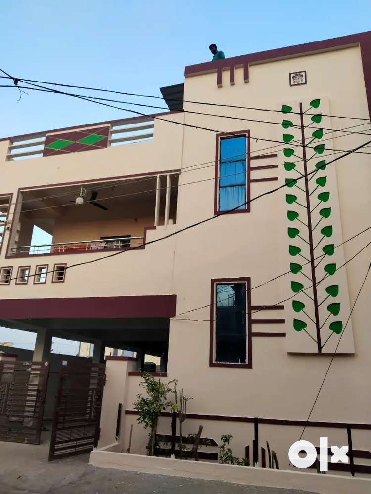 House for sale in Hayathngr 200 square yards