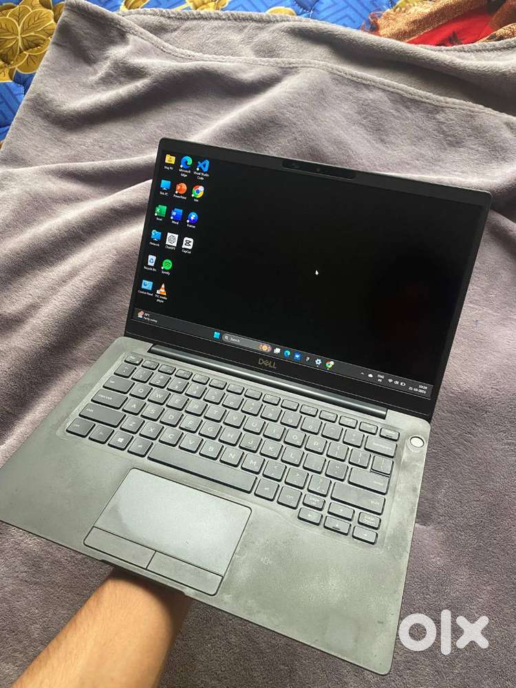 Dell Latitude 7300 Laptop