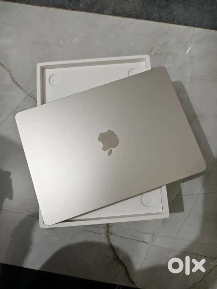 MacBook Air M4 512GB  Brand New Condition Bill and Warranty Available