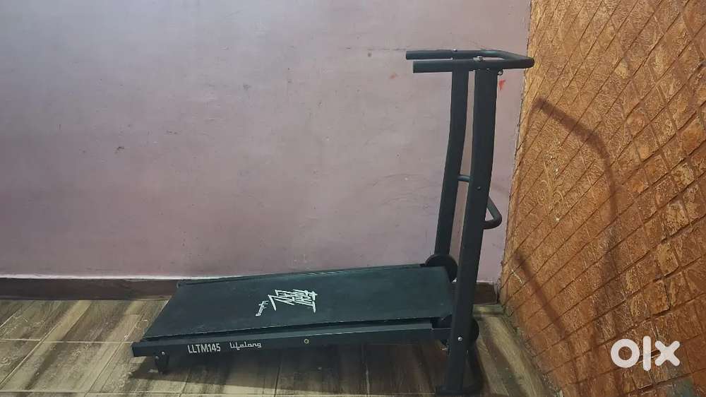 Treadmill Lifelong manual 6-7 month old