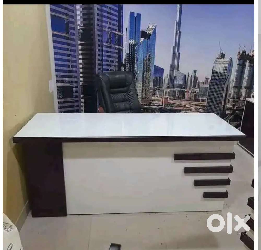 Office table's and study table 2.5x5