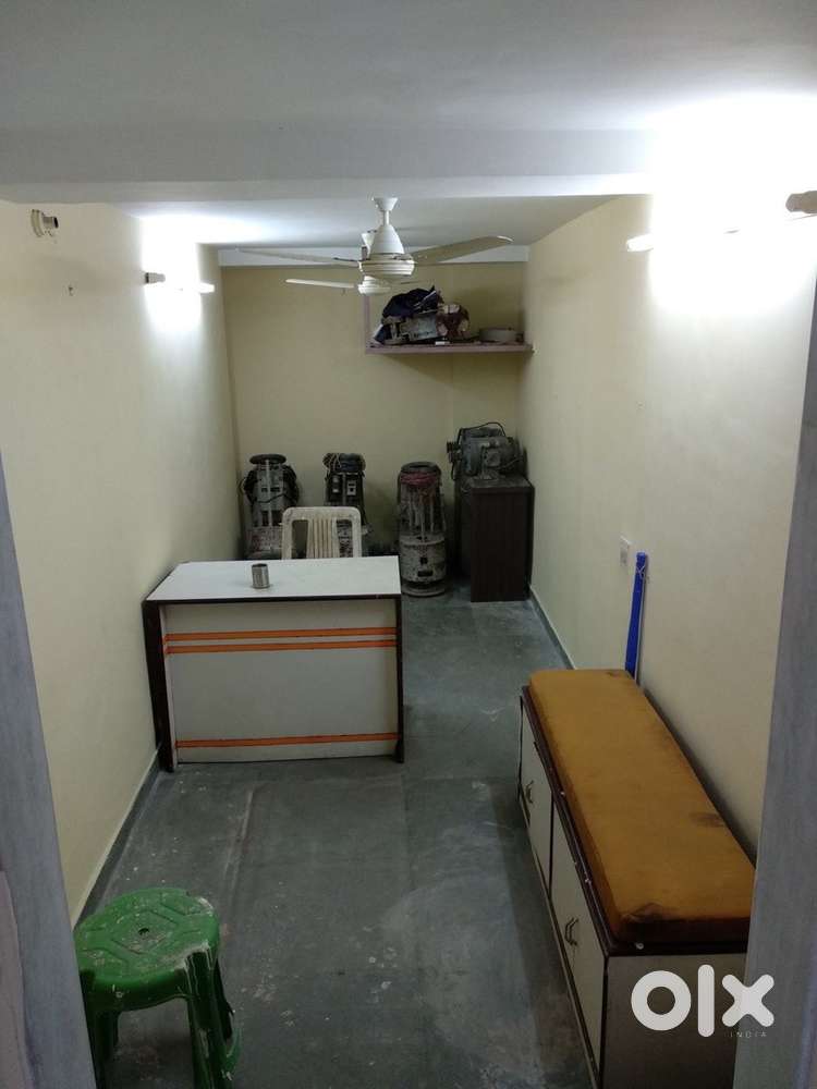 Shop for Sale or Rent on Building SIDE best for Office Godown Factory