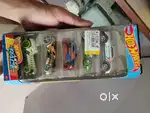 Hot wheels 5 pack gift set unopened.