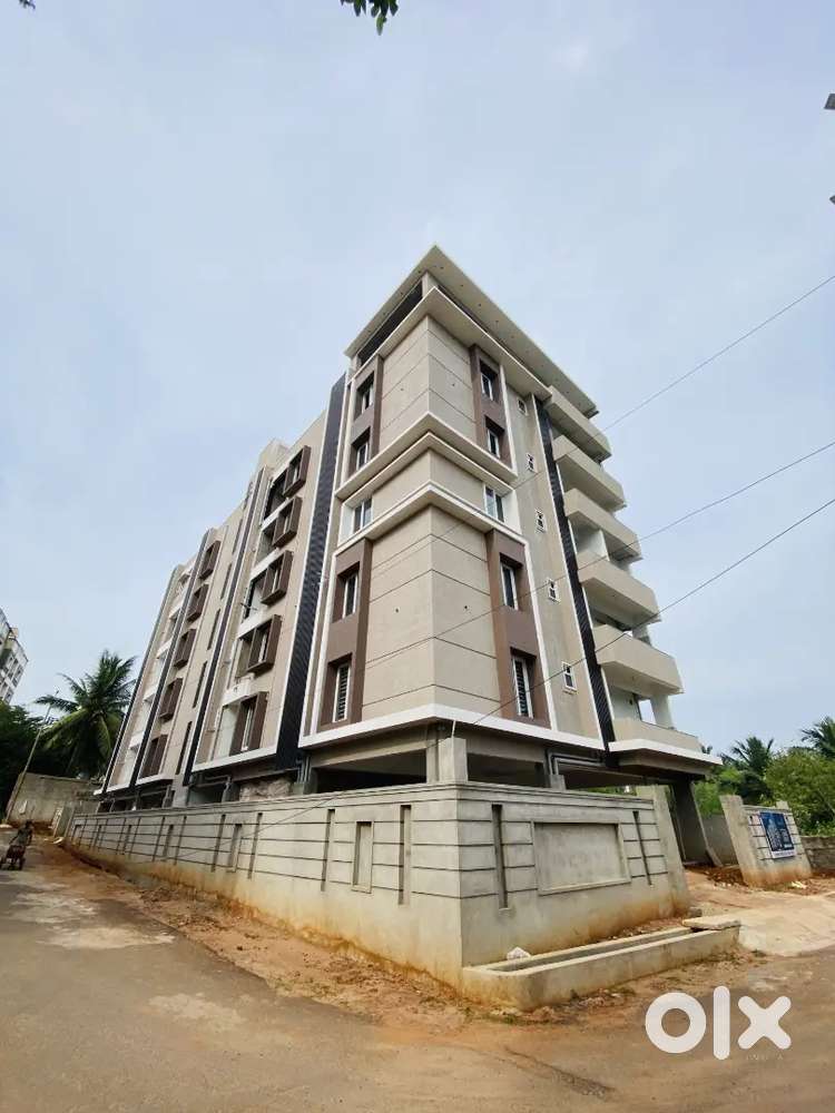 3BHK FLAT FOR SALE @ MVP COLONY