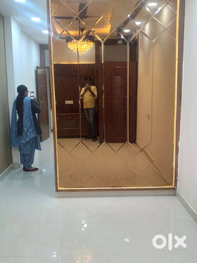 luxury 3 bhk in vasundhra