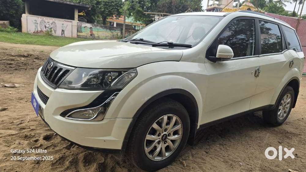 Mahindra XUV500 2.2 W10, 2018, Diesel