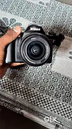 Nikon D40 DSLR Camera