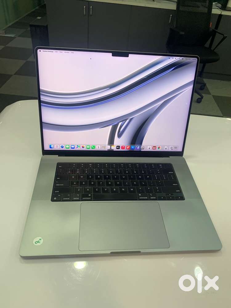 Apple MacBook Pro M1 Pro (16inch) 2021 16GB 1TB Bill & Warranty
