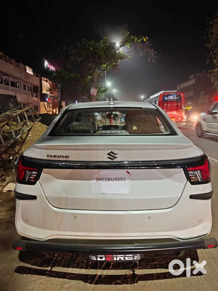 New Dezire 2025 mode sell urgent