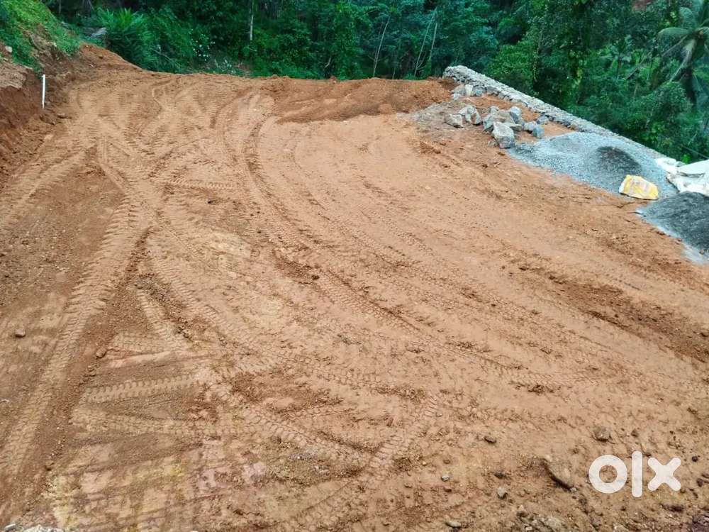 Plot for sale at Uthimoodu Near SH road between Pathanamthitta & Ranni