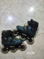 Skating shoes
