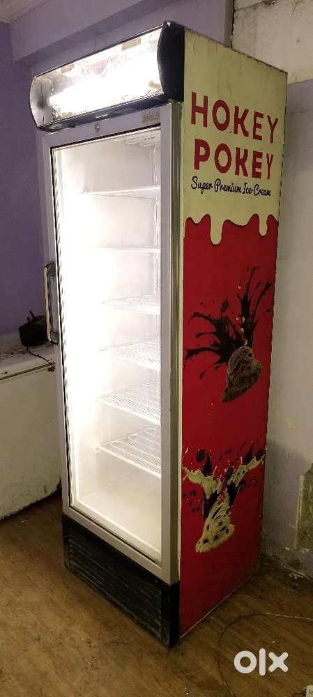 Deep visi cooler fridge