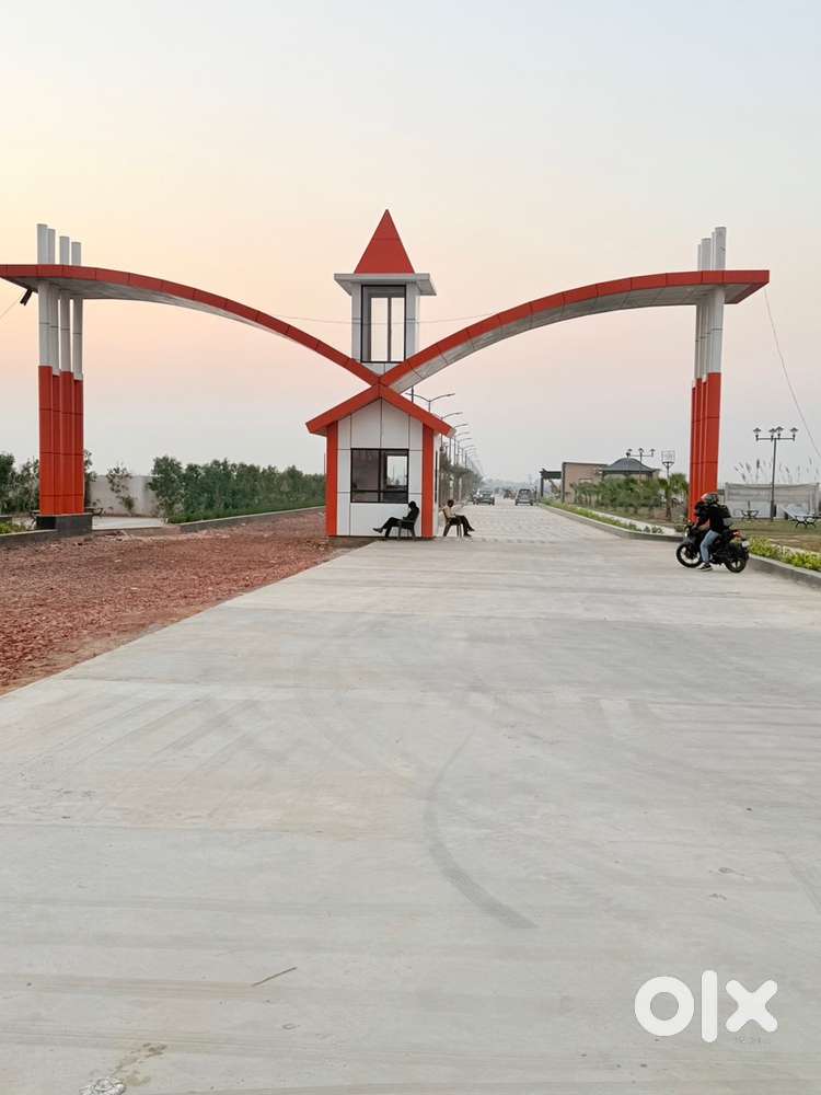 Plots in Easy EMI Vrindavan/Goverdhan 100Gaj-10 Lakh
