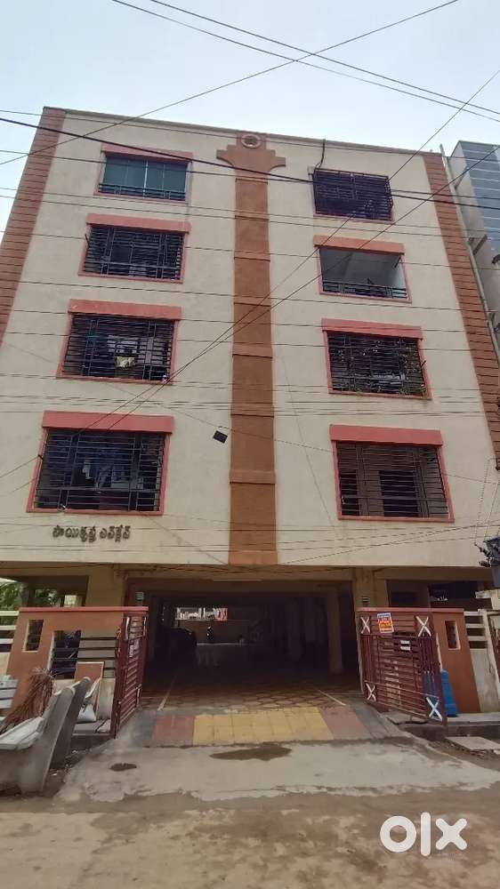 Immediate sale of 2 BHK Flat