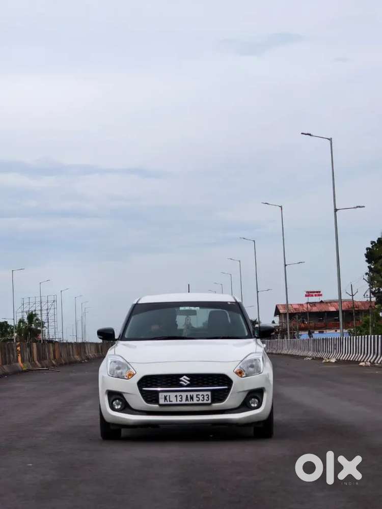 Company alloy wheel additional fitted.. Best maintaned