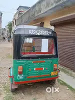 Bajaj cng auto rickshaw