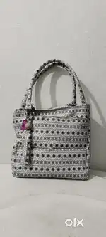 White Hand bag